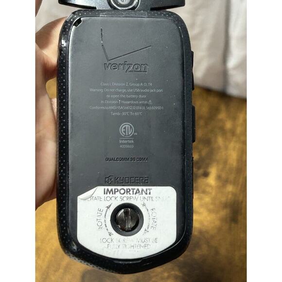 Kyocera DuraXV - Page Plus Straight Talk - Black (Verizon) Smartphone Basic Flip - Picture 13 of 16